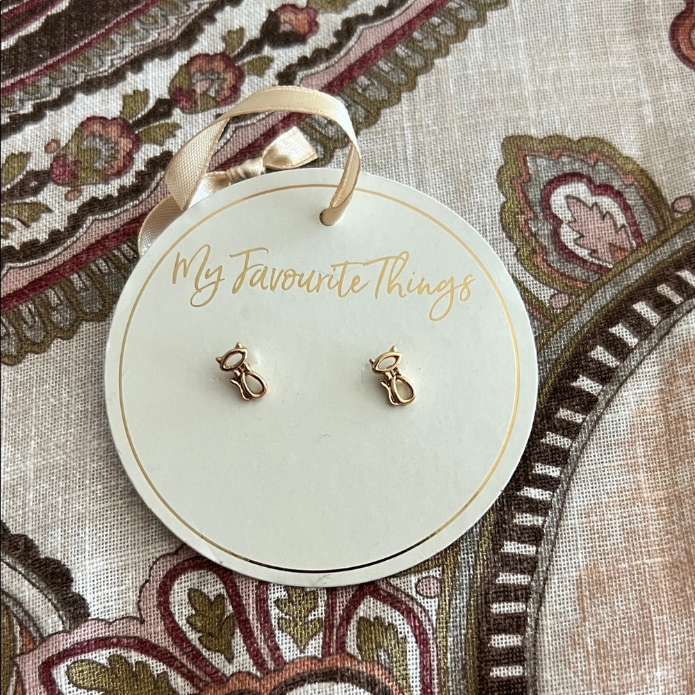 Rose Gold Cat Stud Earrings